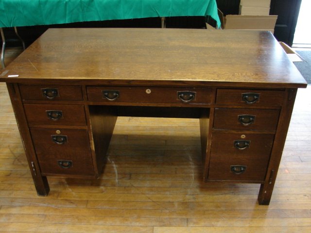 Stickley Bros Arts n Crafts Desk: 54" wide x 30" tall x 28" deep, 7 drawers, orig finish, late 20th C