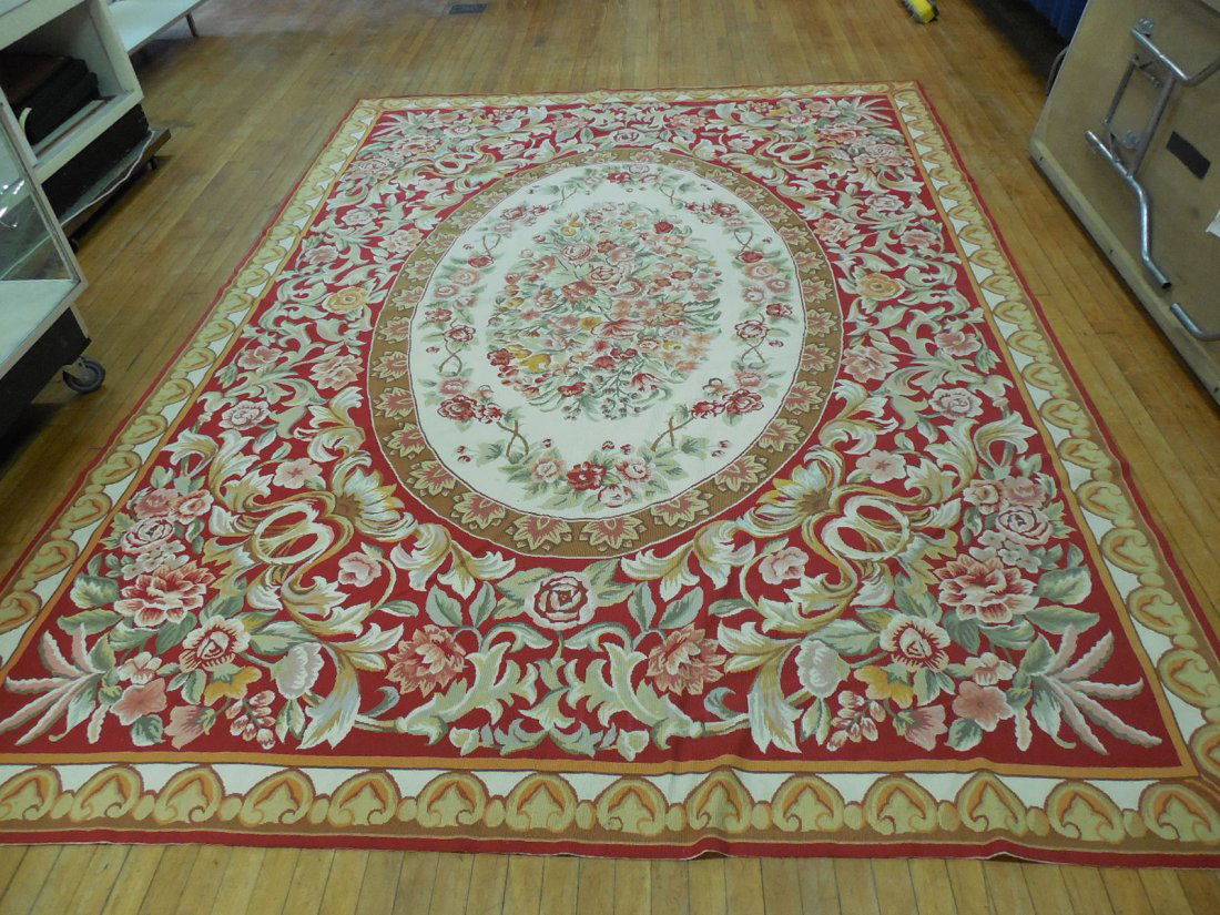 Beautiful Floral Design Hooked Rug (1 of 4)