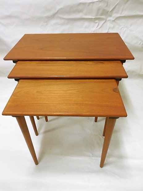 Set 3 Teak Nesting Tables - Mid Century Modern (1 of 4)