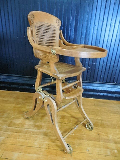 Oak Child's High Chair (1 of 4)
