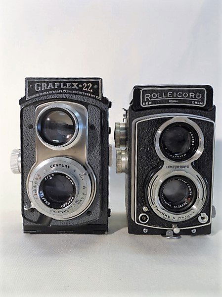 2 Cameras, Rolleicord Compur Rapid & Gradlex 22 (1 of 3)