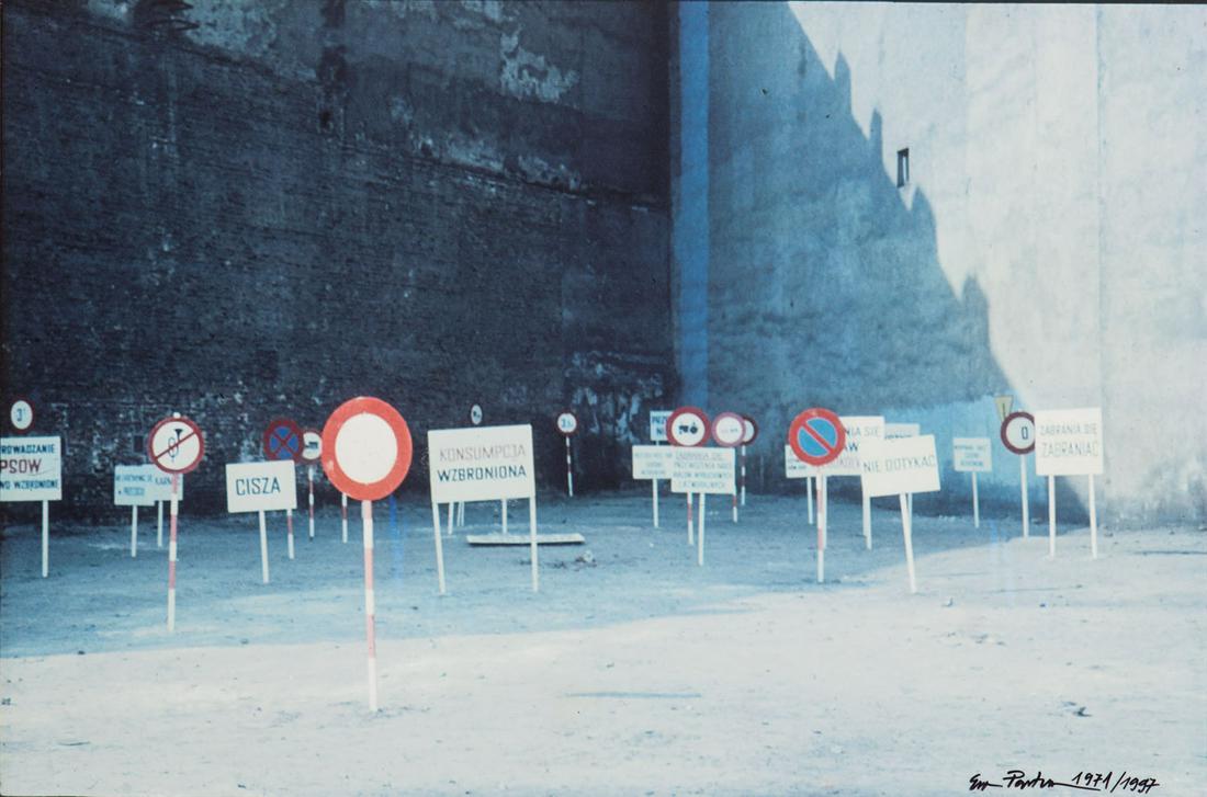 Ewa Partum (b. 1945) "Legality of the Space",: Ewa Partum (b. 1945) "Legality of the Space", 1971/1997, lambda/aluminium board, matt laminate, 40 x 60 cm, 0,