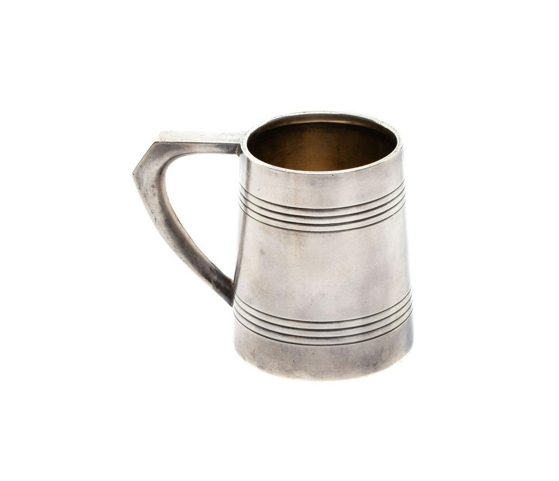 Little mug 1895, Grachev Brothers, St. Petersburg,: Little mug 1895, Grachev Brothers, St. Petersburg, silver, 7 x 8.8 x 5.9 cm underside silver marks: under two-headed tsarist eagle, a mark of court supplier, goldsmith's mark in cyrillic: 'Bros. Grach
