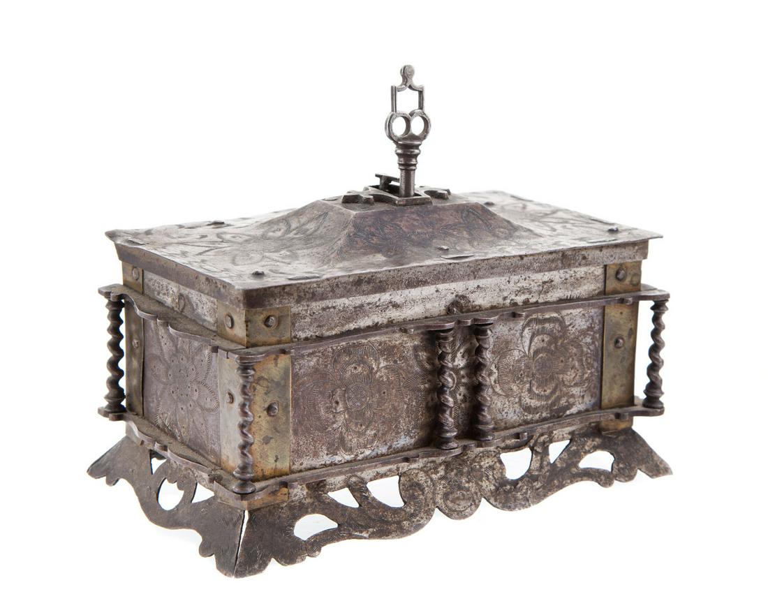 Portable treasury box, 18th Century,brass, steel, 11 x: Portable treasury box, 18th Century,brass, steel, 11 x 19 x 11.3 cm treasury box with a key CONDITION: traces of corrosiondentsdefects and cavities of the wallpaper