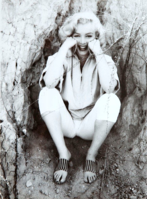 Milton H. Greene (1922 New York - 1985 Los Angeles): Milton H. Greene (1922 New York - 1985 Los Angeles) Marilyn Monroe session date: 1953, life time print black and white photograph/barite paper, 25,5 x 20,5