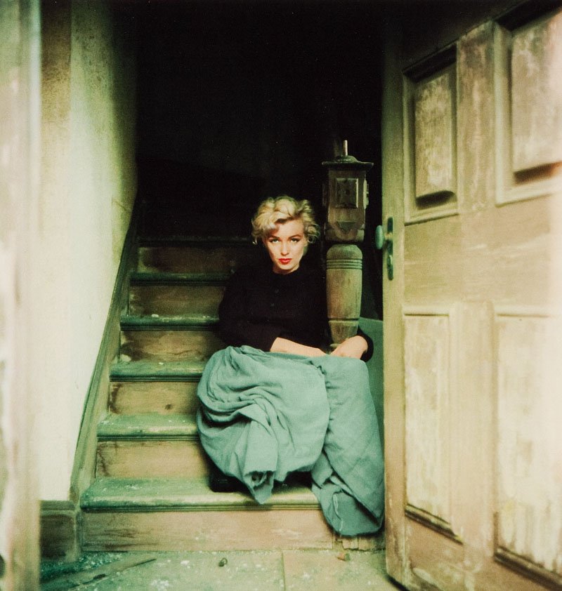 Marilyn Monroe: Milton H. Greene (1922-1985) Marilyn Monroe exposition date: 1956 , print date: 1997 color photograph, C-Print/archive matt paper, 43,5 x 38,5 cm (sheet), 35,5 x 33,5 cm (imprint) ed. 1/34, ID Joshua 