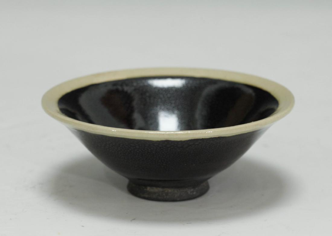 Chinese Ceramic Bowl (1 of 4)