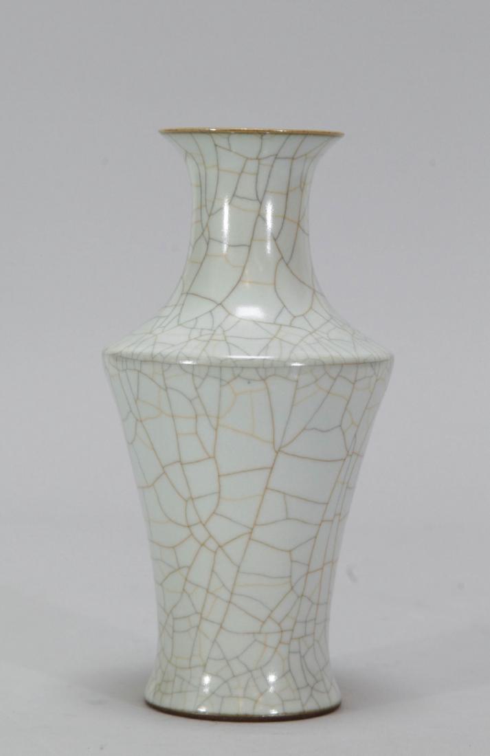 Chinese Ge Style Ceramic Vase (1 of 7)