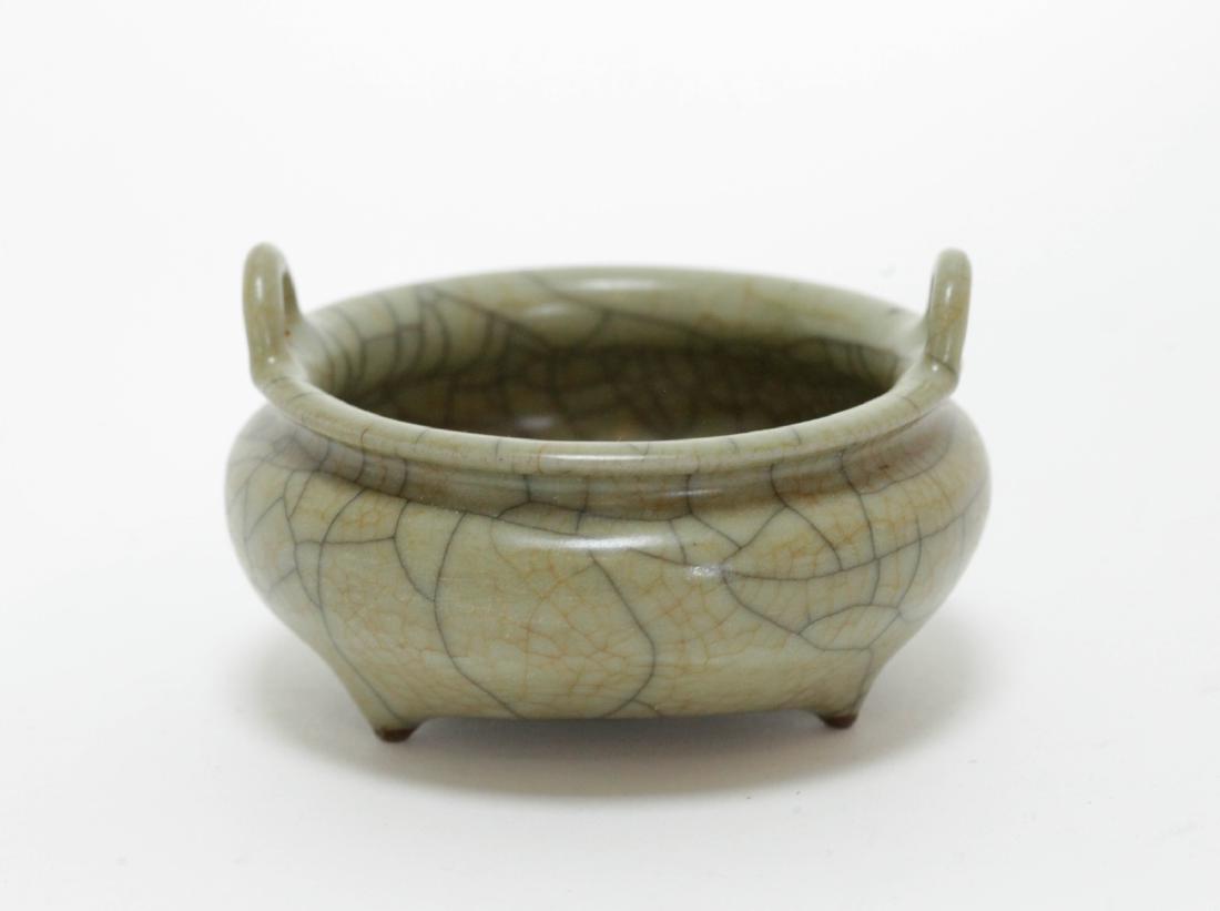 Chinese Ge Yao Ceramic Tripod Incense Burner (1 of 5)