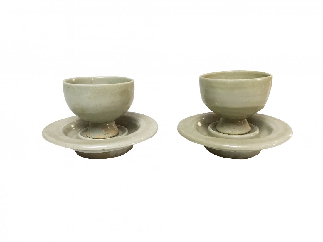 Song Dynasty Celadon Tea Cup: 7 cm in height，good condition