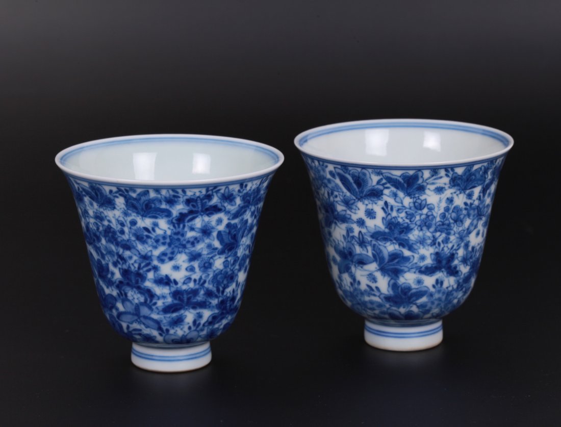 Pair of Chinese Blue & White Cups, Mark on Base: Pair of Chinese Blue & White Cups, Mark on Base Dimension: 3"H x 3 1/4"Diam