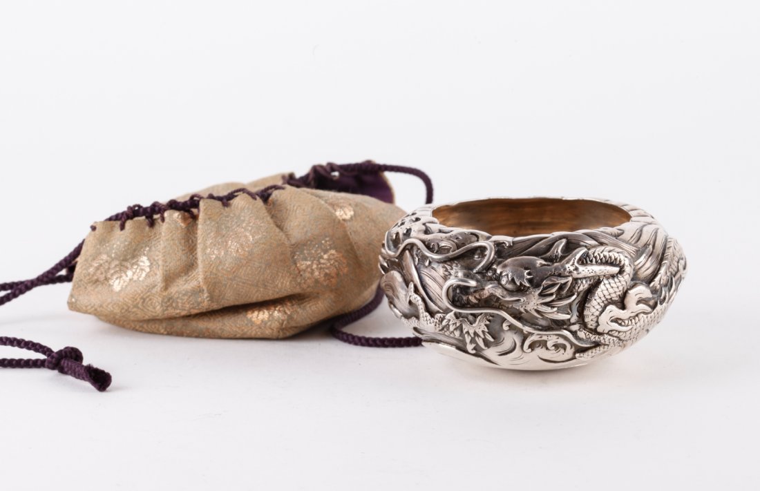 19th C. Meiji Sterling Silver Dragon Washer: 19th C. Meiji Sterling Silver Dragon Washer Dimension: 1 3/4"H x 3 5/8"Diam, 124.52 gram