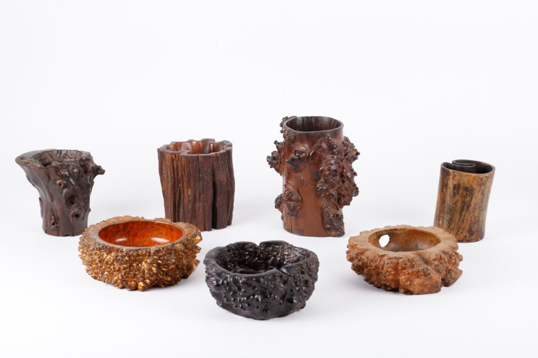 Group of 7 Wood Brush Pots & Brush Washer: Group of 7 Wood Brush Pots & Brush Washer Dimension: 5 7/8"H (the biggest)