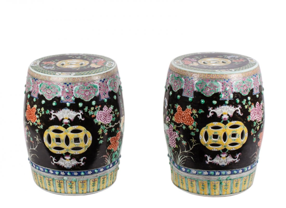 Pair of Chinese Famille Rose Garden Stools: Pair of Chinese Famille Rose Garden Stools Pair of Chinese Famille Rose Garden Stools Dimension: 44cm H