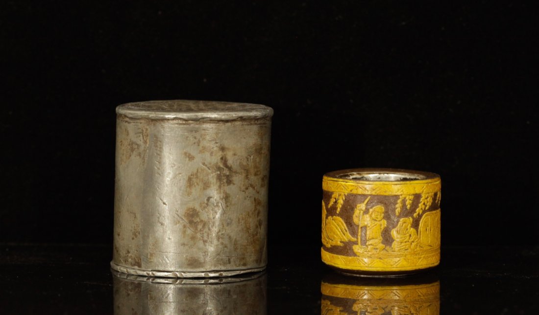 Chinese "Cheng Xiang Powder" Made Thumb Ring (1 of 5)