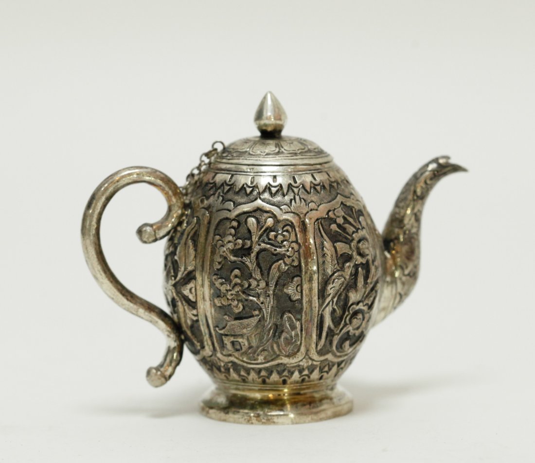 Chinese Export Silver Teapot w/ Fu Mark (1 of 3)