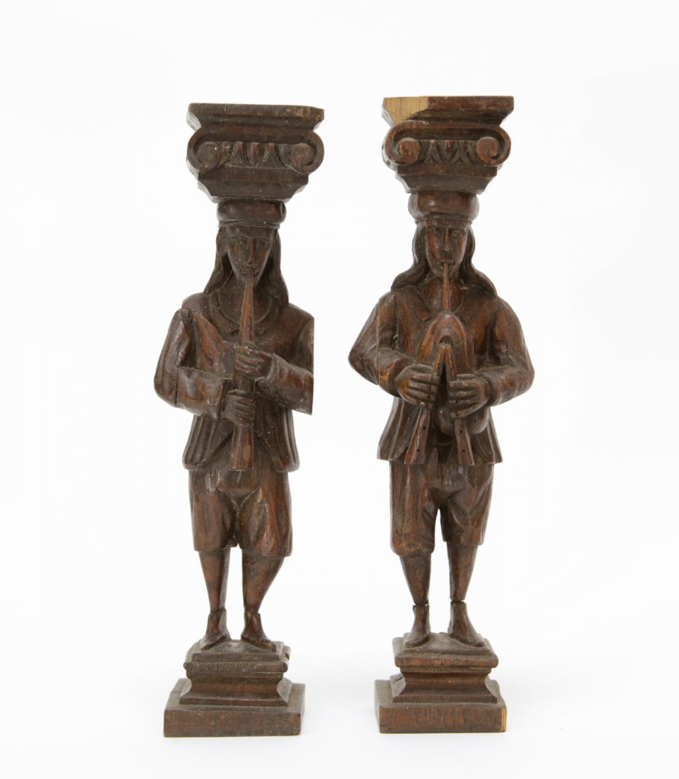 Pair of Small Size Wood Carving of Two Figures (1 of 6)