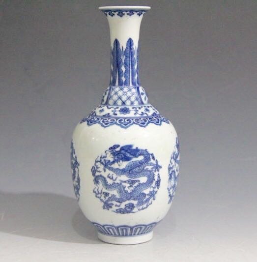 Chinese Blue/White Porcelain Vase, Marked (1 of 9)
