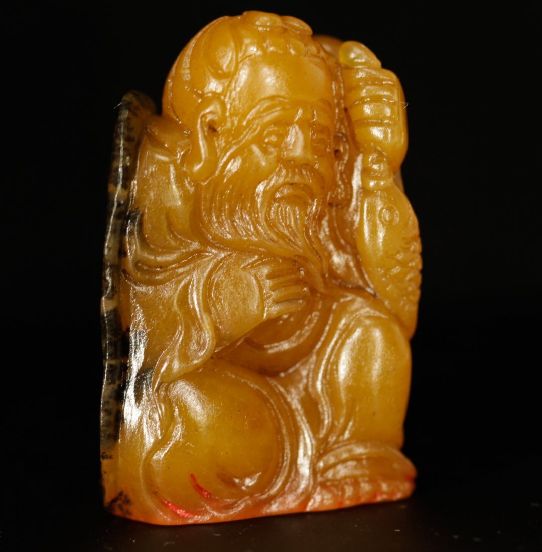 Chinese Soapstone Carved Seal: Chinese Soapstone Carved Seal Condition: very good Dimension: 44mm height