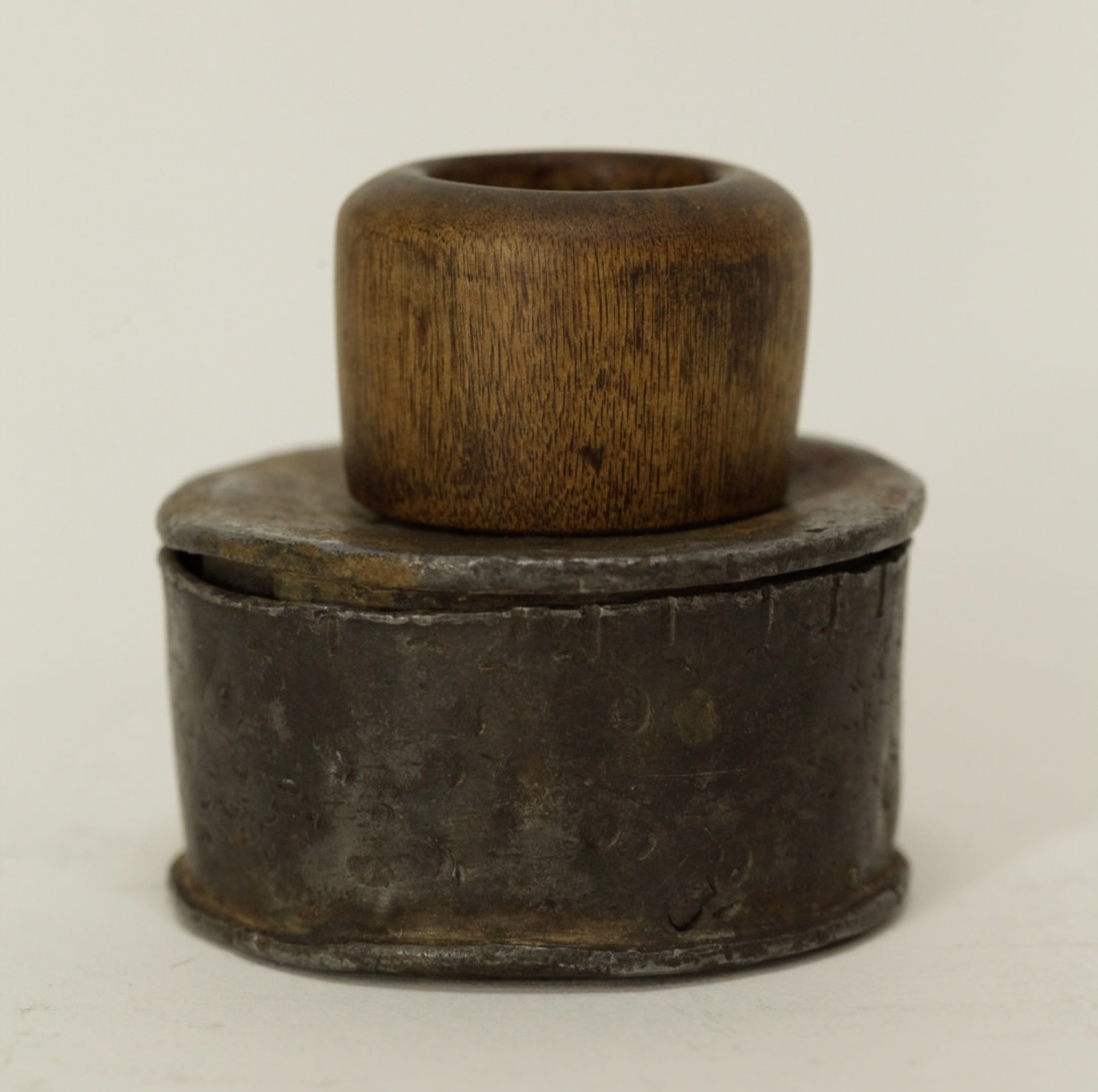 Chinese Thumb Ring w/ Original Box (1 of 4)