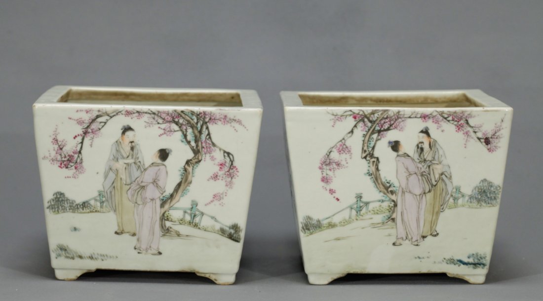 Pair of Chinese Famille Rose Porcelain Planters (1 of 8)