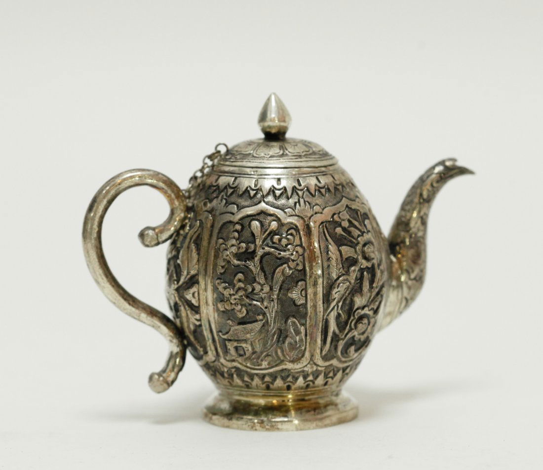Chinese Export Silver Teapot w/ Fu Mark (1 of 3)