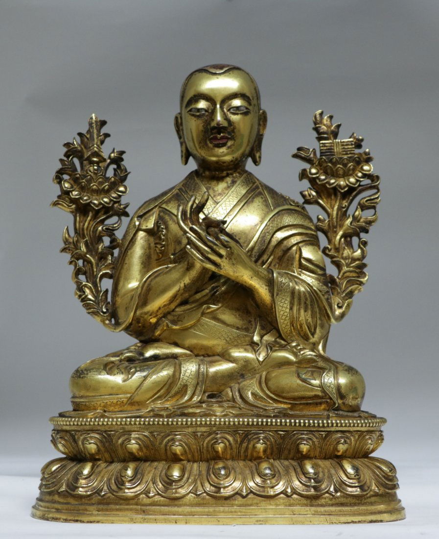 Chinese Ming Style Gilt Bronze Seating Buddha: Chinese Ming Style Gilt Bronze Seating Buddha Condition: very good, not perfect Dimension: 9 inches width by 11 1/4 inches height