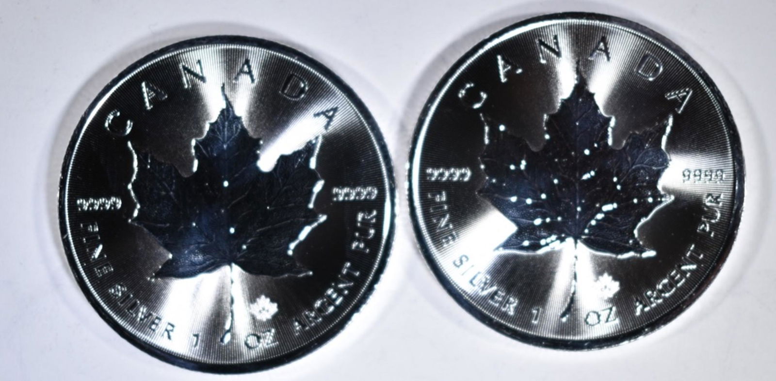 2-2019 GEM BU CANADIAN SILVER MAPLE LEAF COINS (1 of 2)