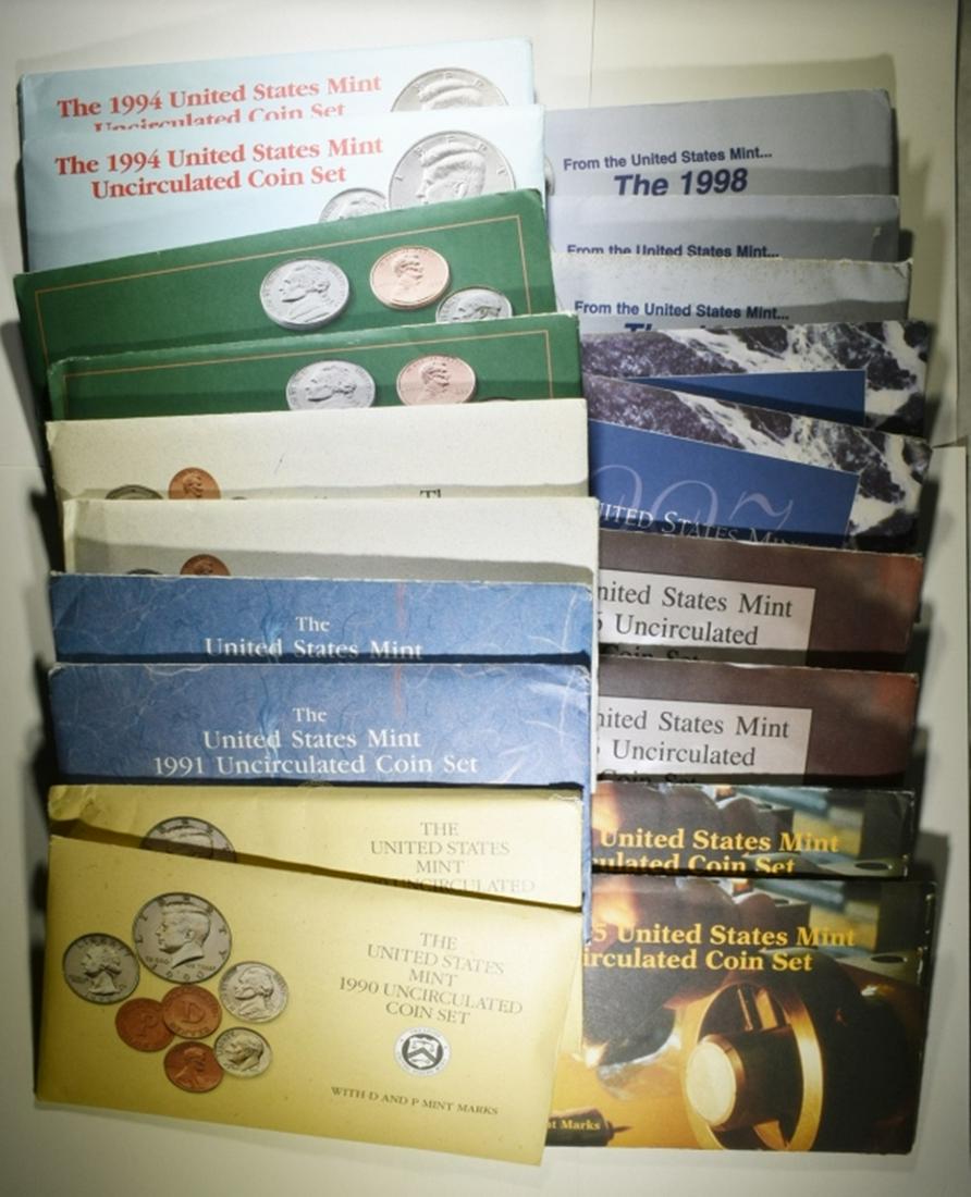 U.S. MINT UNCIRCULATED SETS FROM THE 1990'S (1 of 3)