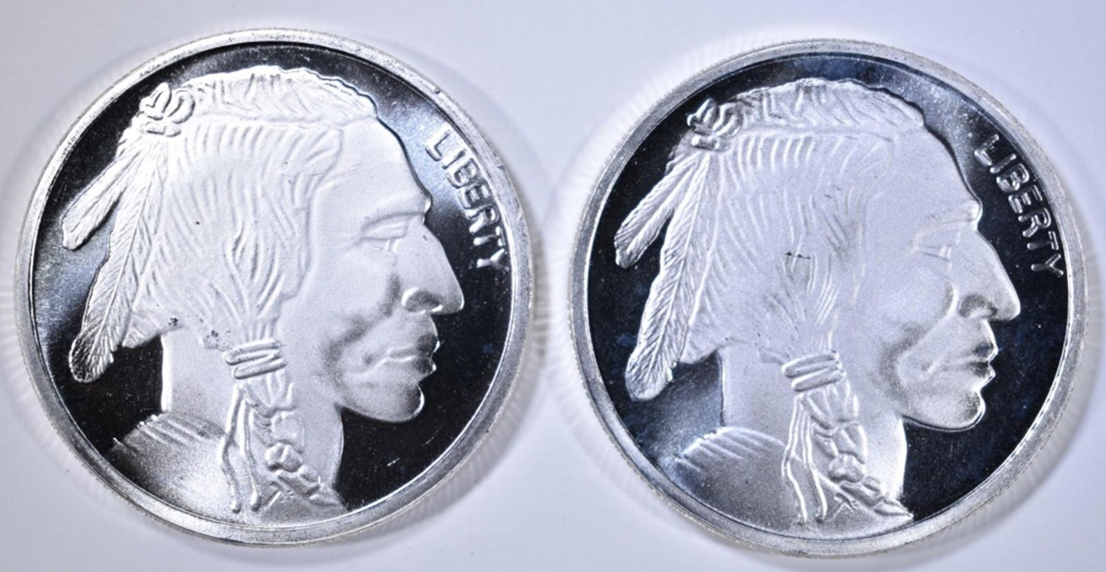 2 BUFFALO 1 OZ SILVER ROUNDS (1 of 2)