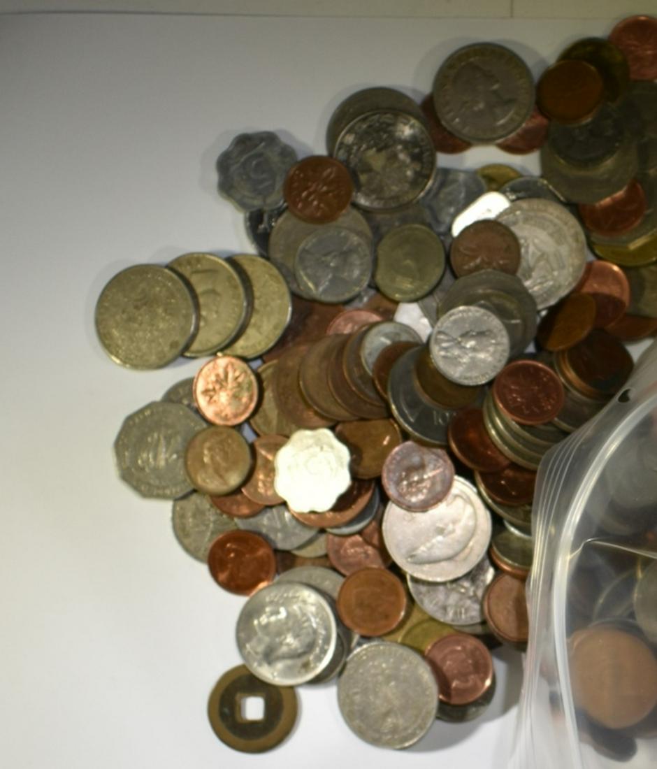 9LBS MIXED FOREIGN CURRENCY (1 of 1)