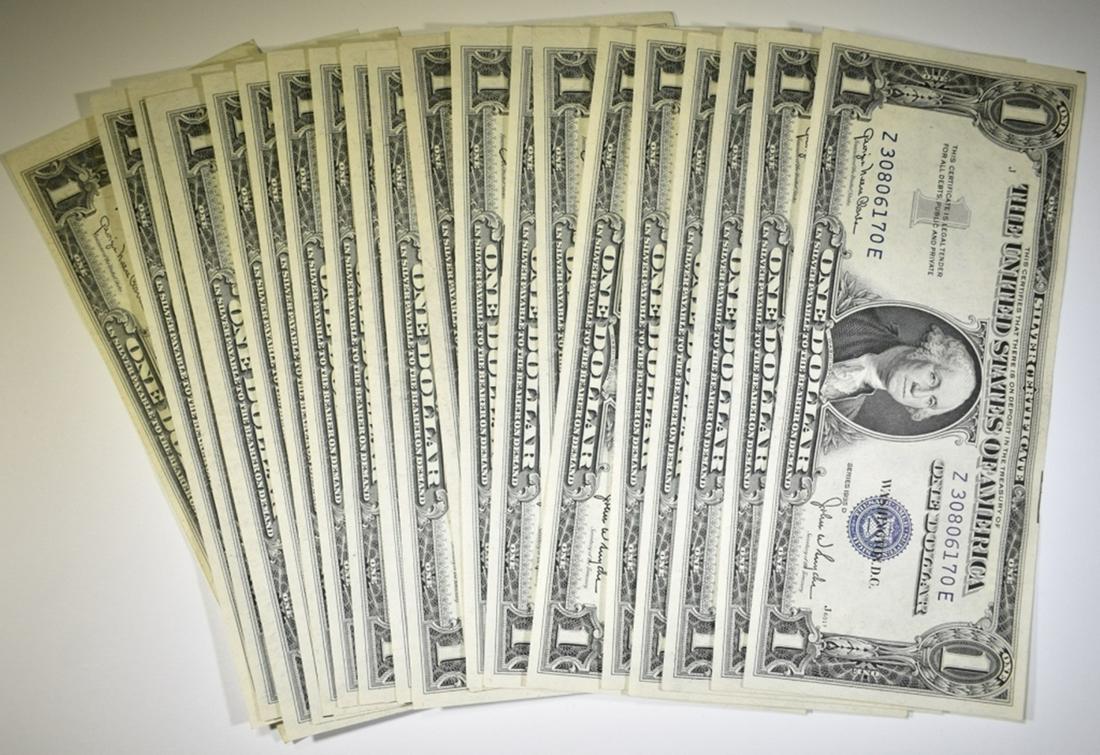 LOT OF 20 1935 $1 SILVER CERTIFICATES  NICE UNC. (1 of 2)