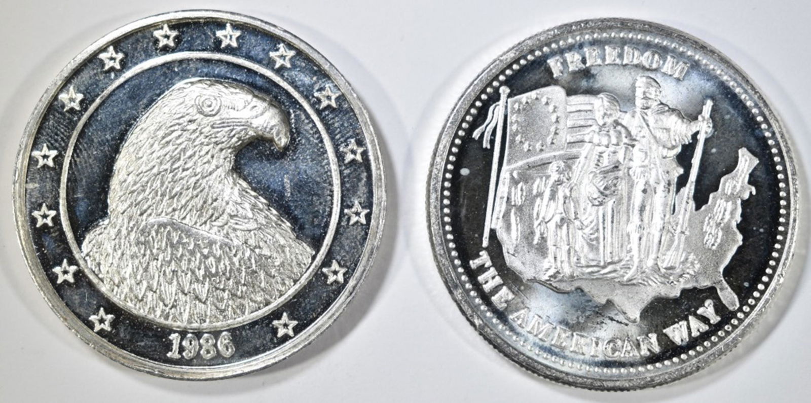 2-DIFFERENT ONE OUNCE .999 SILVER ROUNDS (1 of 2)