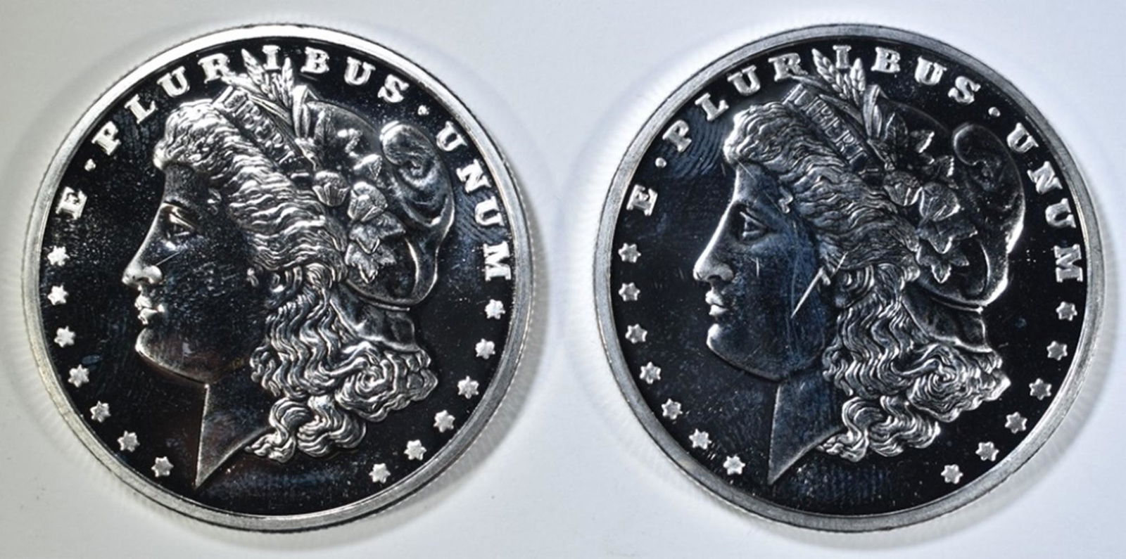 2-1oz  .999 SILVER MORGAN DOLLAR REPLICA  ROUNDS (1 of 2)