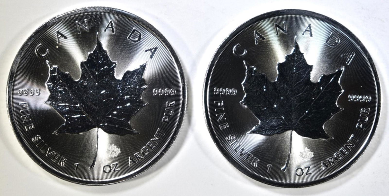 2-GEM BU 2021 CANADA SILVER MAPLE LEAF COINS (1 of 2)