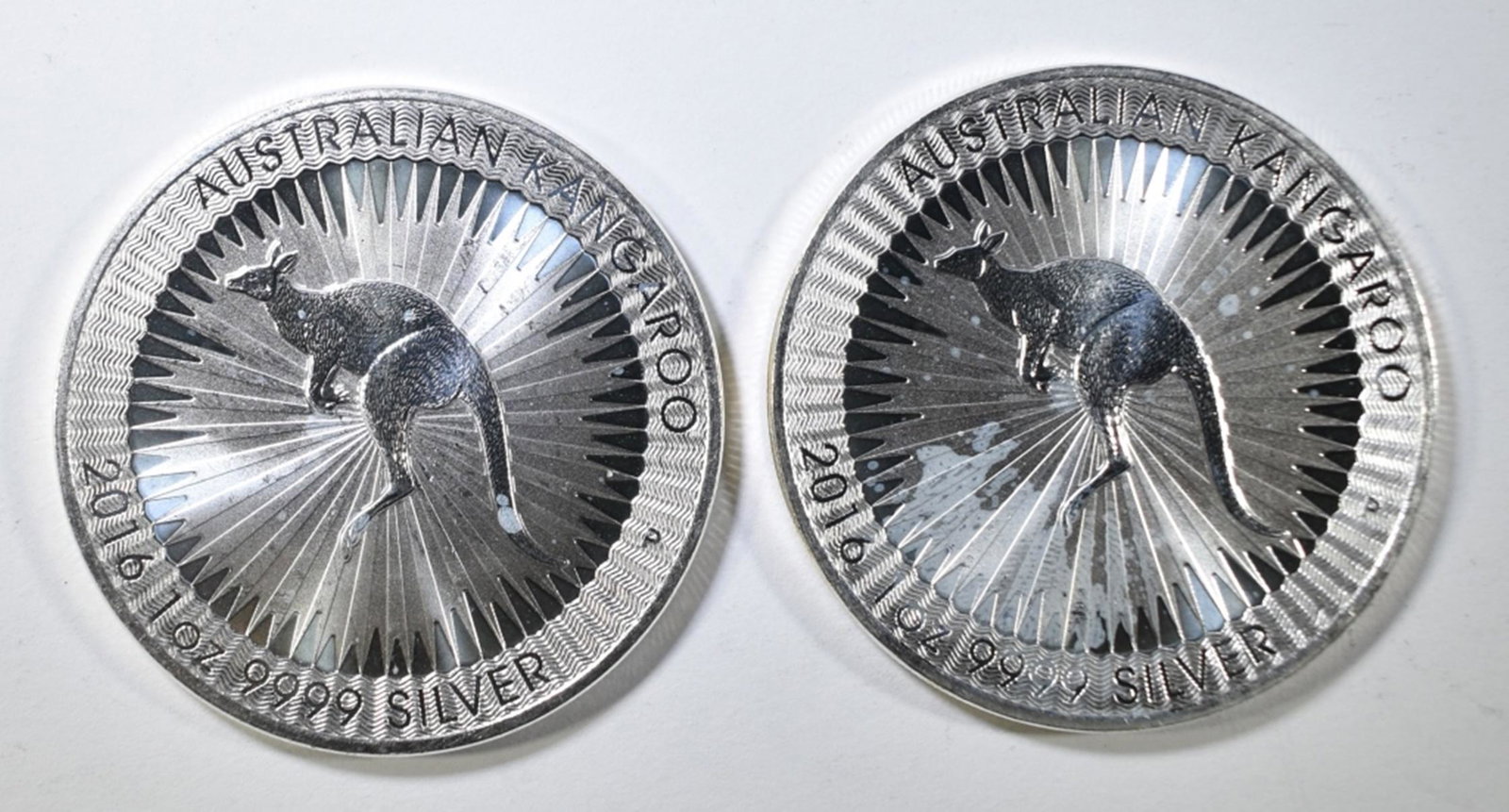 (2) 2016 1 OZ SILVER AUSTRALIA KANGAROOS (1 of 2)
