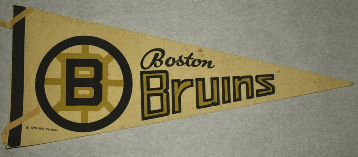 Vintage 1970 Boston Bruins Pennant Flag