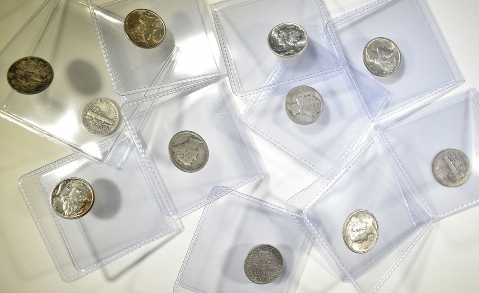 LOT OF 11 MIXED DATE MERCURY DIMES: (1 of 2)