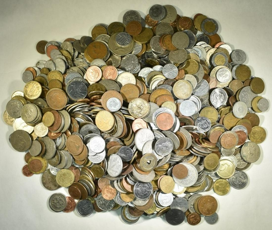 10 LBS FOREIGN COINS (1 of 3)