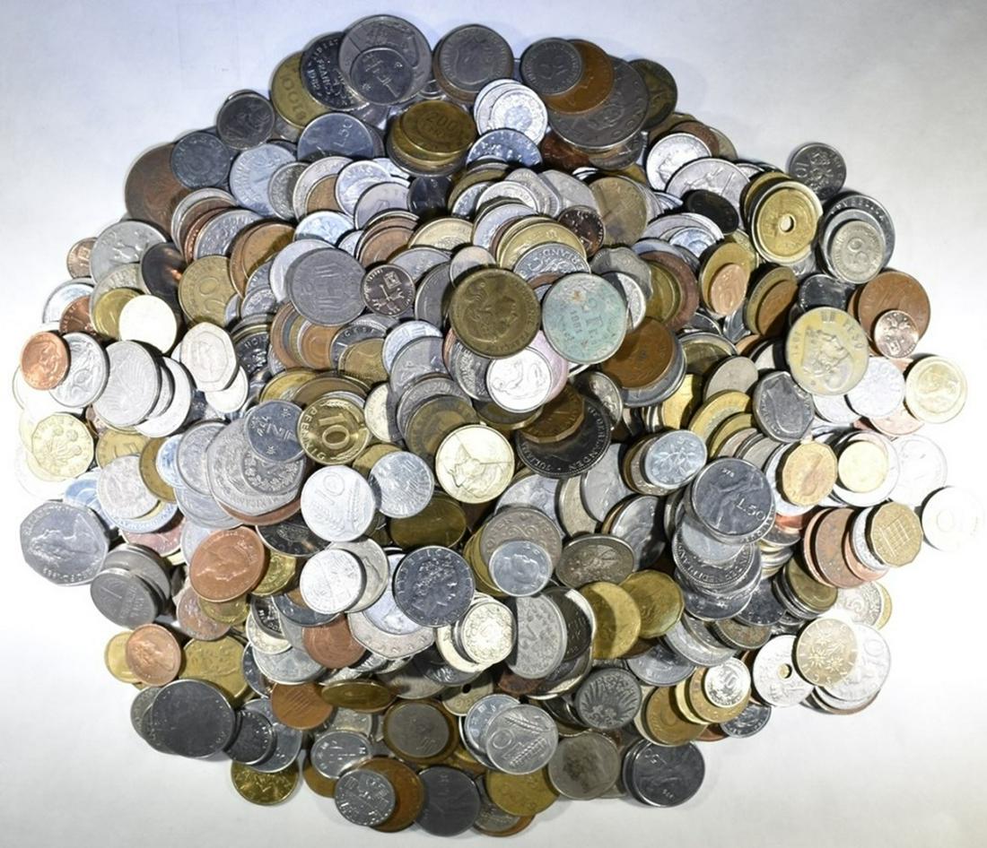 10 LBS FOREIGN COINS (1 of 3)