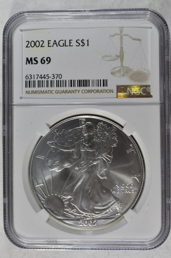 2002 AMERICAN SILVER EAGLE NGC MS 69 (1 of 4)