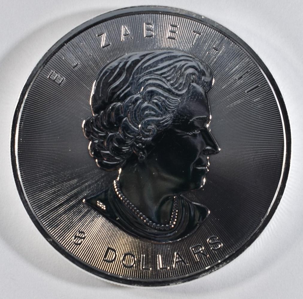 1 1/2 OZ CANADIAN POLAR BEAR .999 SILVER ROUND (1 of 2)