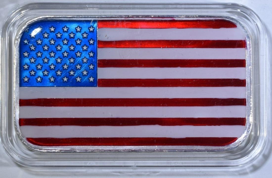 ONE OZ .999 ENAMELED AMERICAN FLAG SILVER BAR (1 of 2)