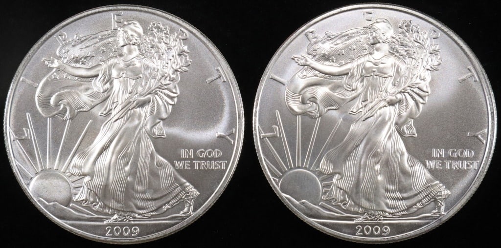 (2) 2009 AMERICAN SILVER EAGLES (1 of 2)