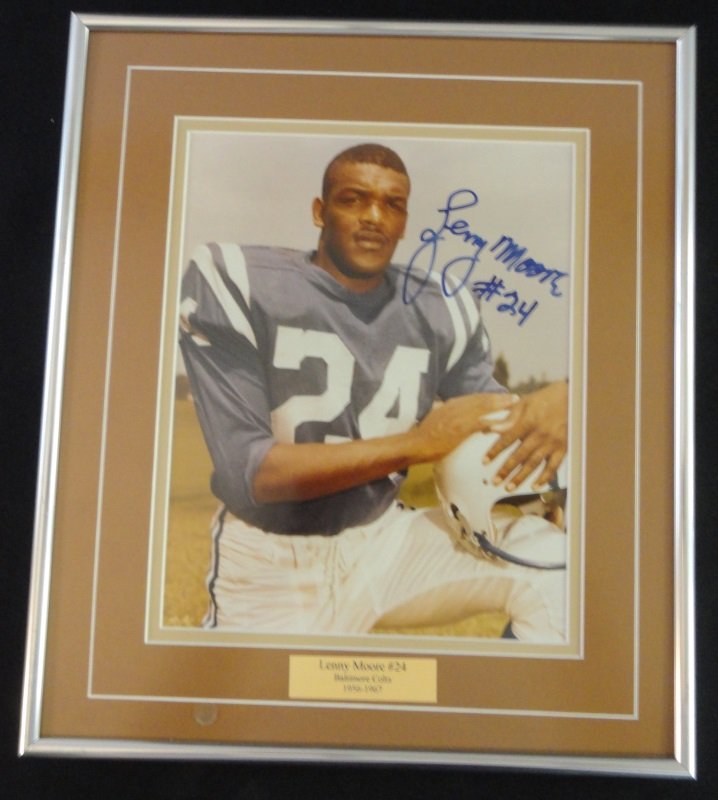 Lenny Moore #24 Autographed Baltimore Colts 8x10 Photo (1 of 2)