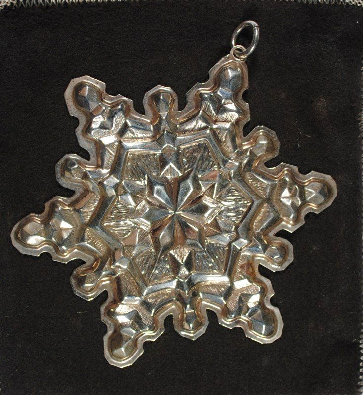GORHAM SNOWFLAKE STERLING SILVER .67 TROY OZ (1 of 3)