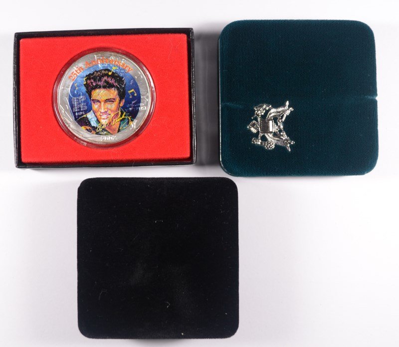 3 - COLORIZED AMERICAN SILVER EAGLES; 2001 MEMORY (1 of 3)