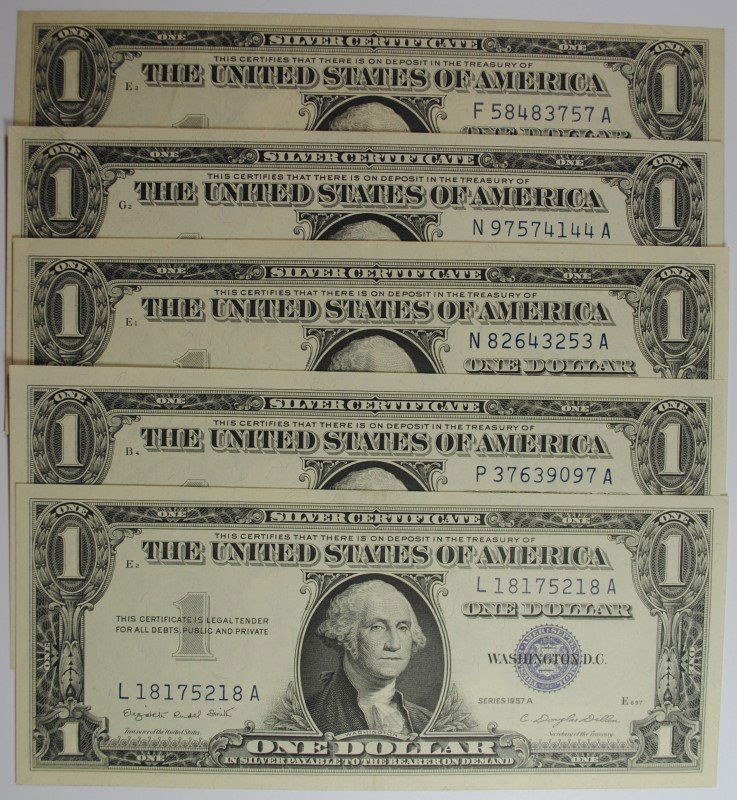 (5) $1 SILVER CERTIFICATES CH CU (1 of 2)