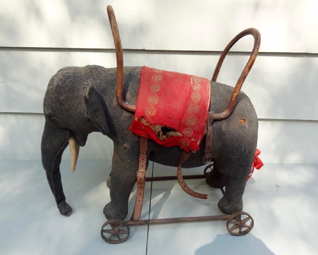 Steiff Elephant on Wheels w/Org. Button (1 of 5)