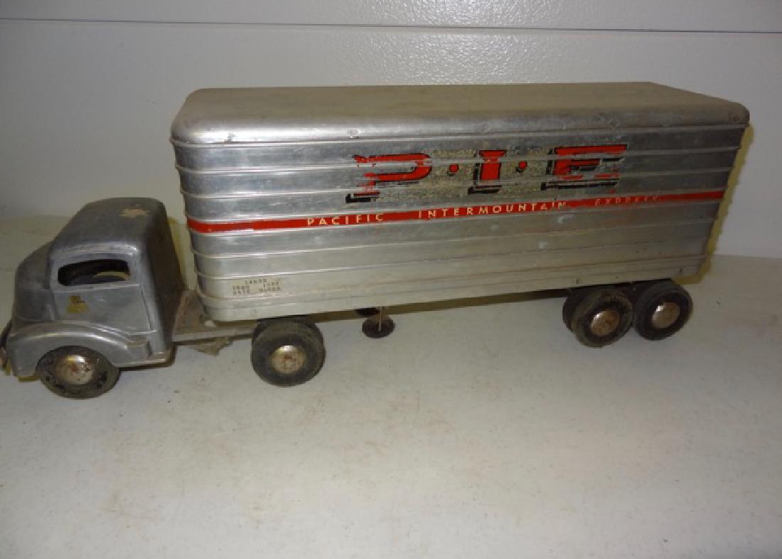 Smith Miller PIE Truck (1 of 4)